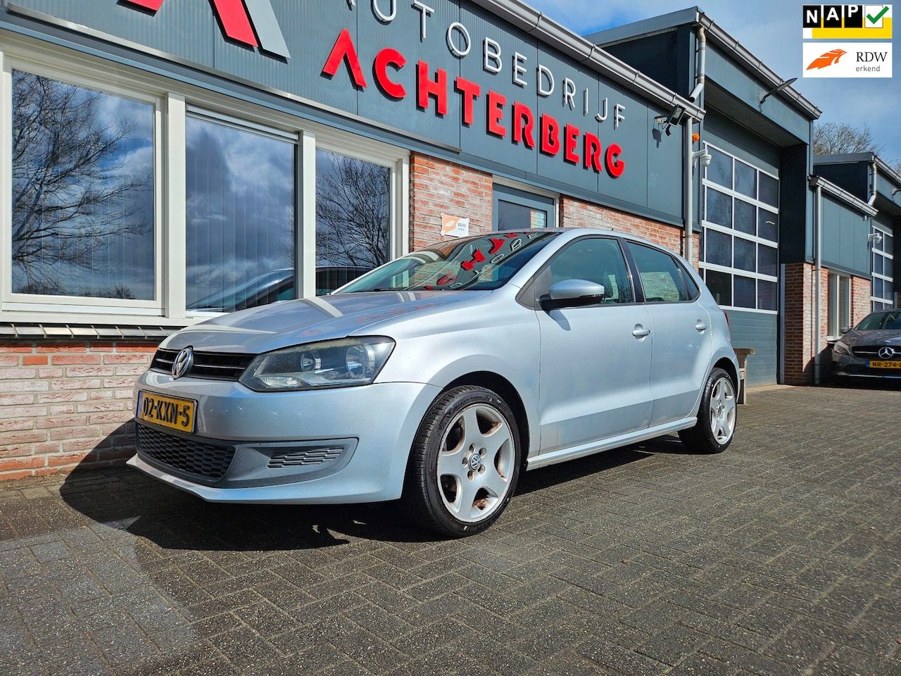 Volkswagen Polo - 1.2 TSI Comfortline 5-Deurs! Airco! Cruise Control! 6-Versnellingen! Nette Auto! - AutoWereld.nl