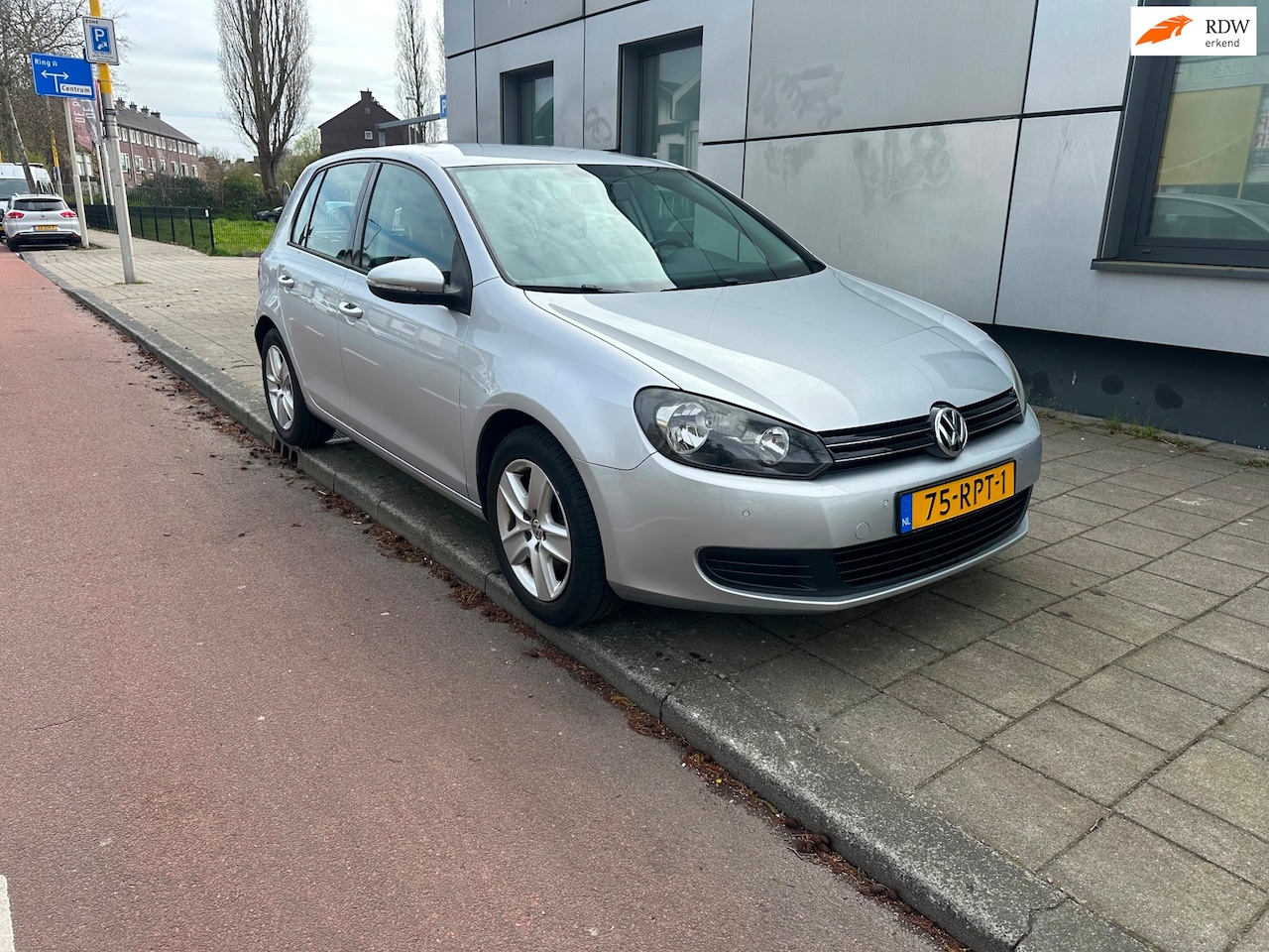 Volkswagen Golf - 1.4 TSI Trendline 5D Airco APK 03-2027 - AutoWereld.nl