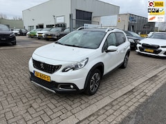 Peugeot 2008 - 1.2 PureTech Allure Panodak, Navi, trekhaak, NAP