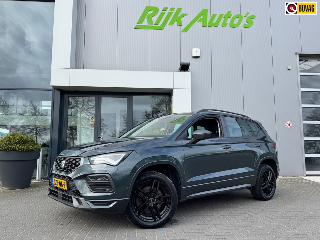SEAT Ateca - 1.5 TSI FR Business Intense * Stoel + Stuur verwarming * Camera * Trekhaak - AutoWereld.nl