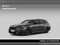 BMW 5-serie Touring - M5 | Ambiance verlichting | Iconic Glow exterieurpakket | Bowers & Wilkins Surround Sound