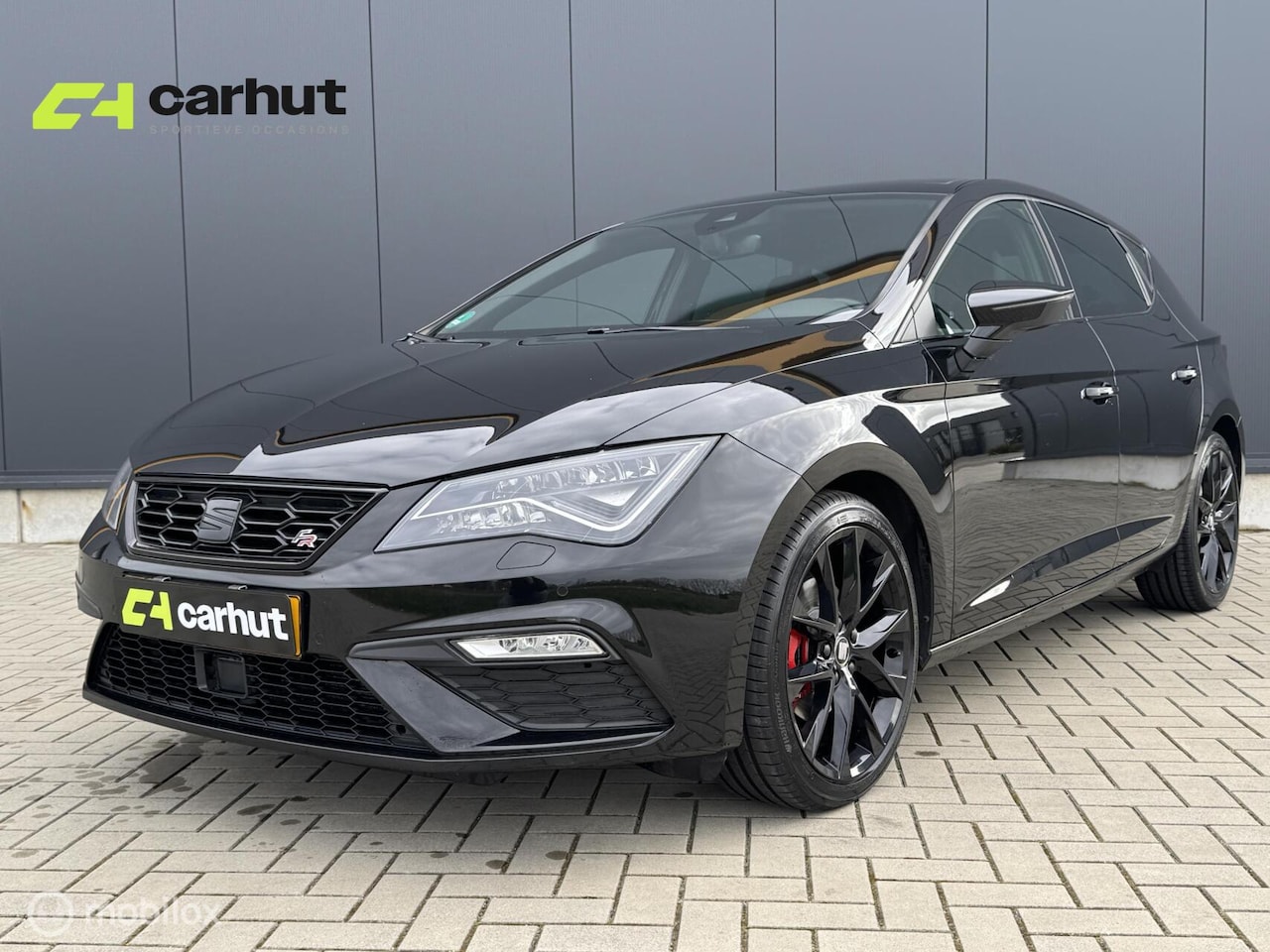 SEAT Leon - 1.5 eTSI FR Ultimate Edition Black | Pano dak | 4 nieuwe banden| Dealer ond. - AutoWereld.nl
