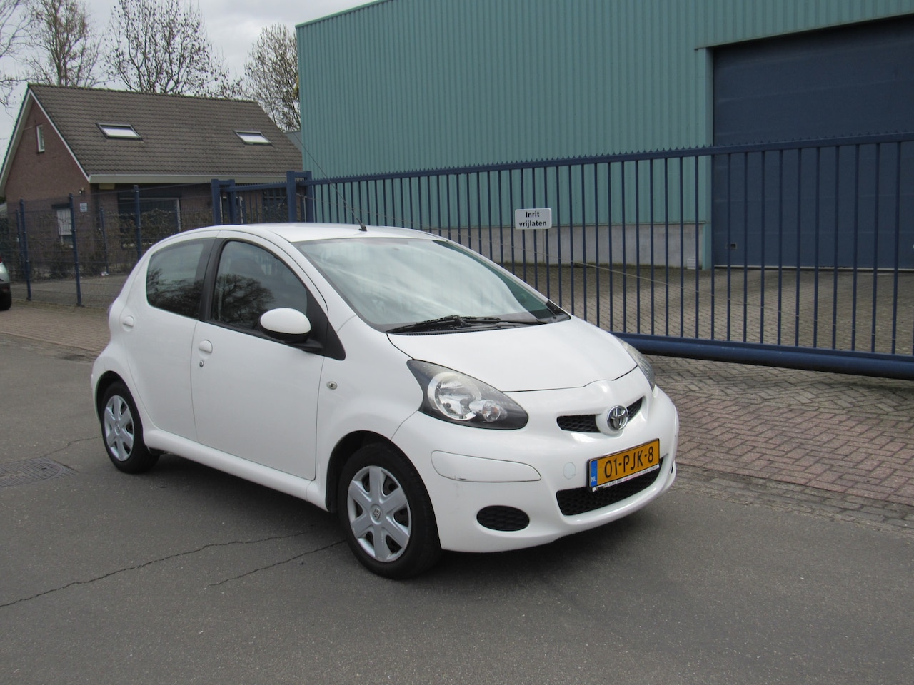 Toyota Aygo - 1.0-12V Comfort 5-drs -- cruise control / pdc -- - AutoWereld.nl
