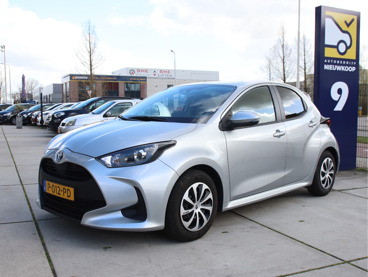 Toyota Yaris - 1.5 Hybrid Active Clima, Carplay-Camera, Cruise, NL Auto Prijspakker! - AutoWereld.nl