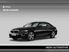 BMW 3-serie - 320e Business Edition Plus | Ambiente verlichting | Laserlight | Panoramadak | verwarmde v