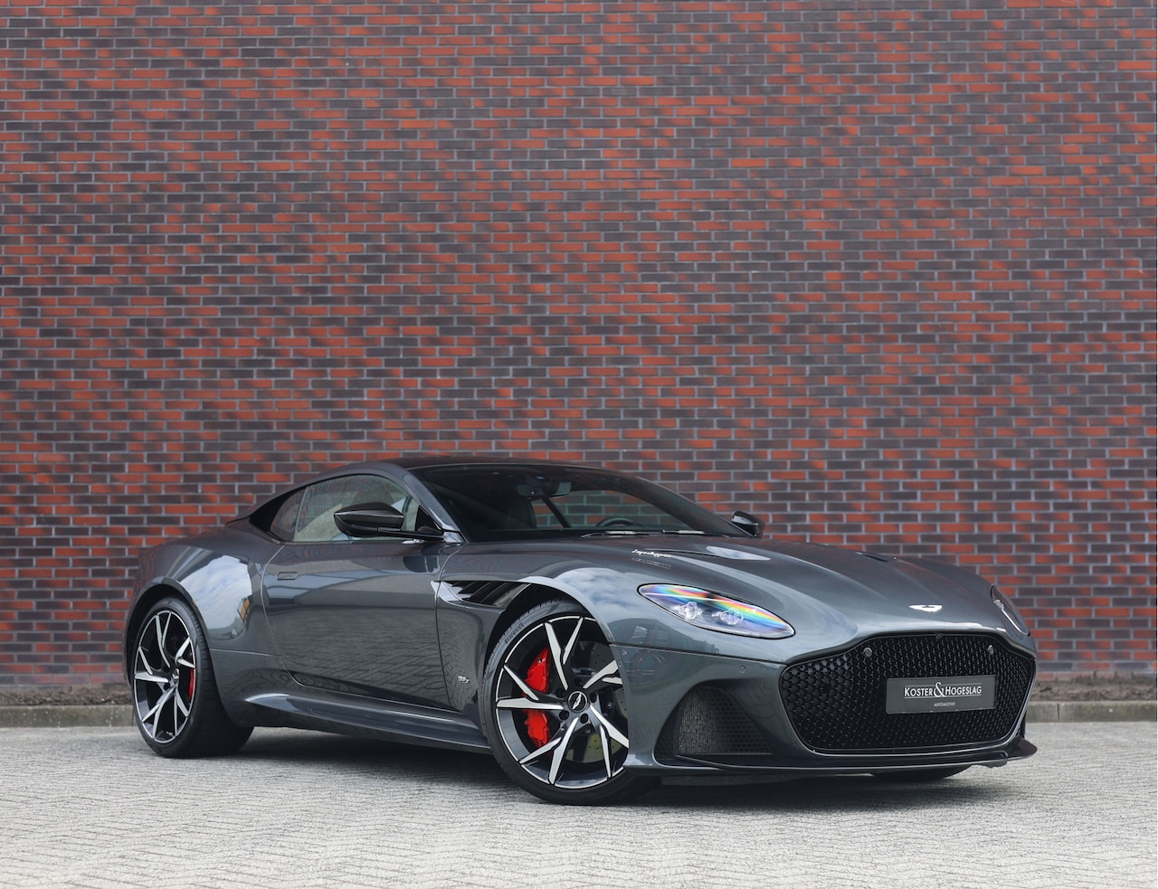 Aston Martin DBS - 5.2 V12 Superleggera | B&O BeoSound - Xenon Grey - AutoWereld.nl