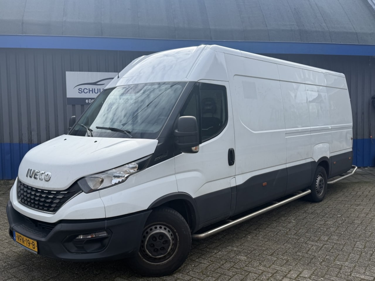 Iveco Daily - 35S12V 2.3 410 H3 Automaat! Jumbo - AutoWereld.nl