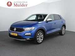 Volkswagen T-Roc - 1.0 TSI Style | ACC | Stoelverwarming | Trekhaak | Navi |