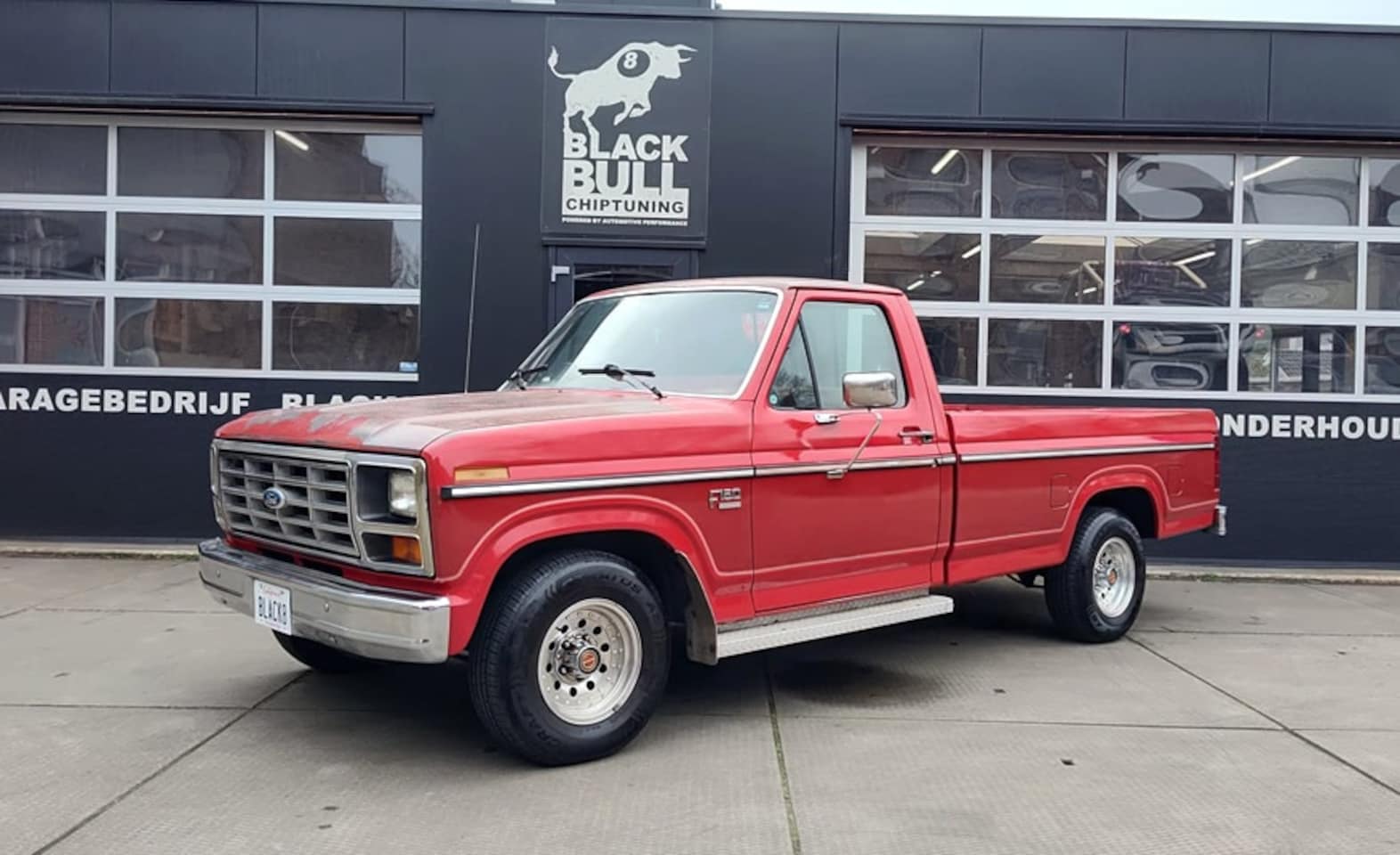 Ford F150 - F-150 XLT oldtimer pickup | F250 - AutoWereld.nl