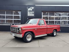 Ford F150 - F-150 XLT bullnose 5, 8l V8 oldtimer | F250 pickup