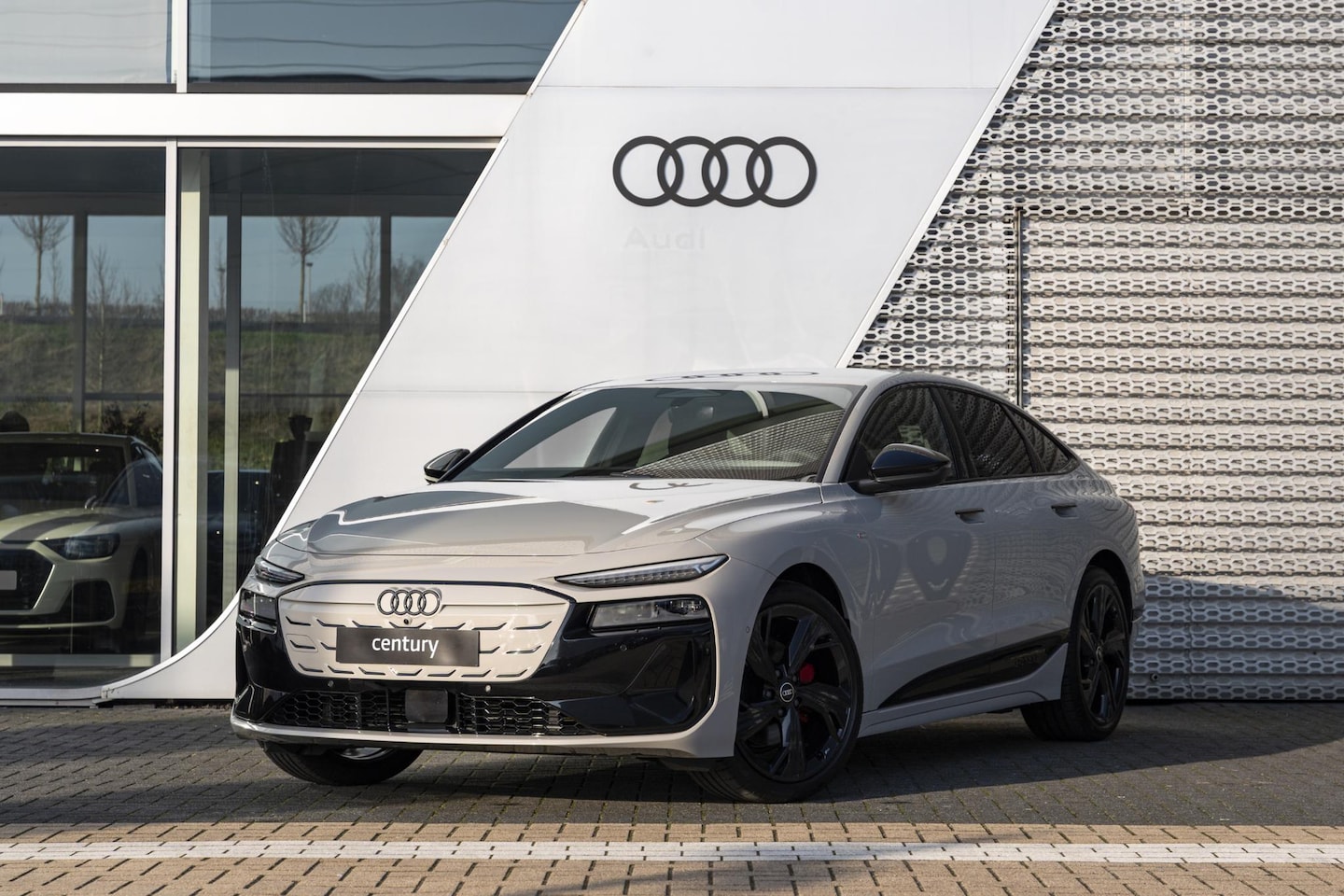 Audi A6 Sportback e-tron - S edition e-tron 83 kWh 210 kW / 286 PK Sportback | WINTERPAKKET | 21" | - AutoWereld.nl