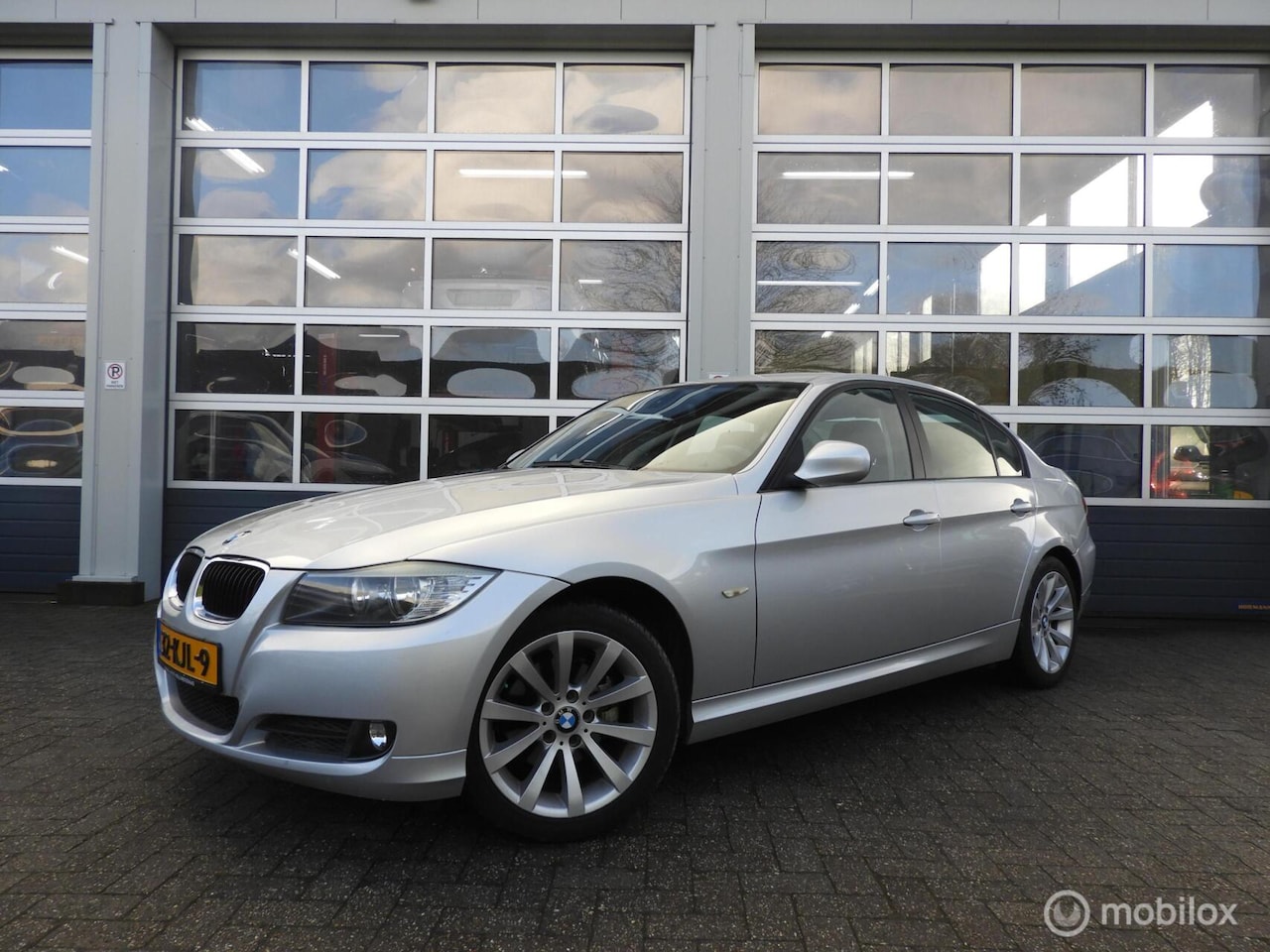 BMW 3-serie - 316i Executive 316i Executive , Facelift , NAVI - AutoWereld.nl