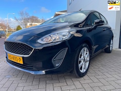 Ford Fiesta - 1.1 Trend/ Navi/Pdc/Climate-c/Cruise-c/Volledig-onderhouden