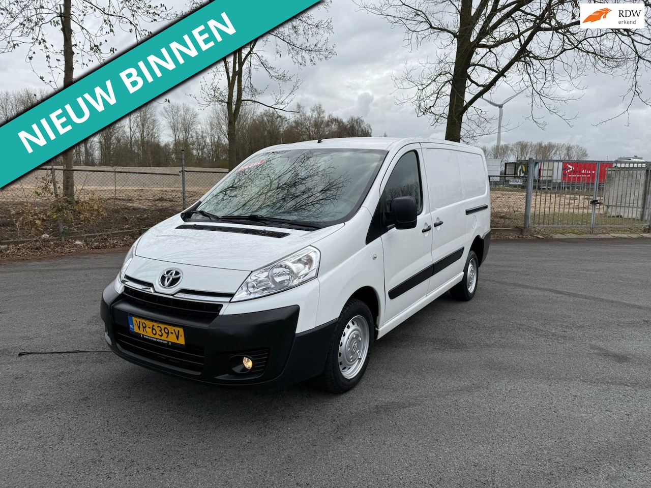 Toyota ProAce - 2.0D L2H1 Aspiration LEUKE MET 2 X SCHUIFDEUR DAS FIJN - AutoWereld.nl