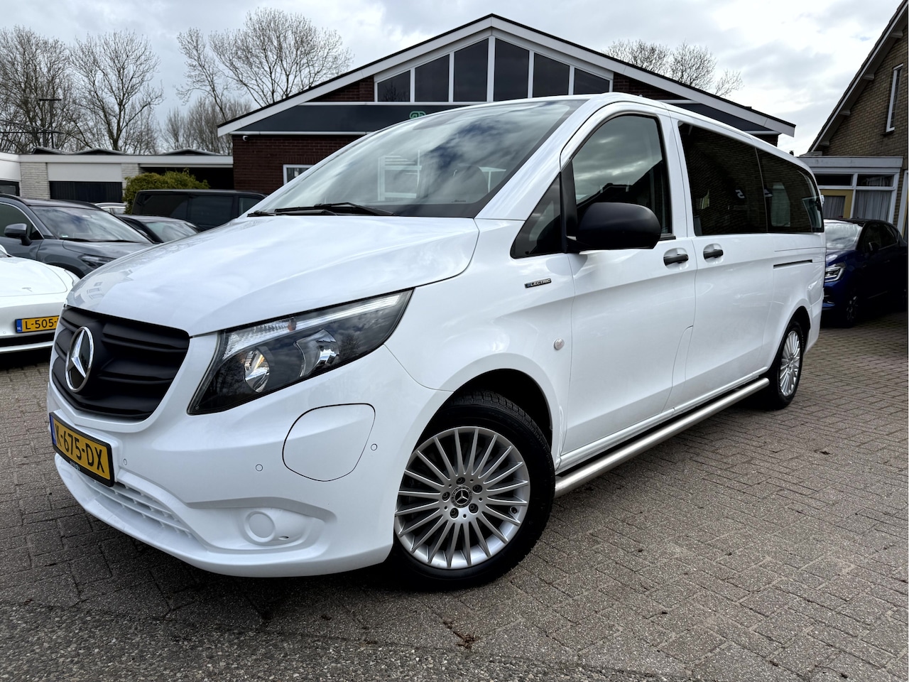 Mercedes-Benz eVito Tourer - PRO L3 90 kWh SOH 97%, Incl.BTW, 9-Persoons - AutoWereld.nl