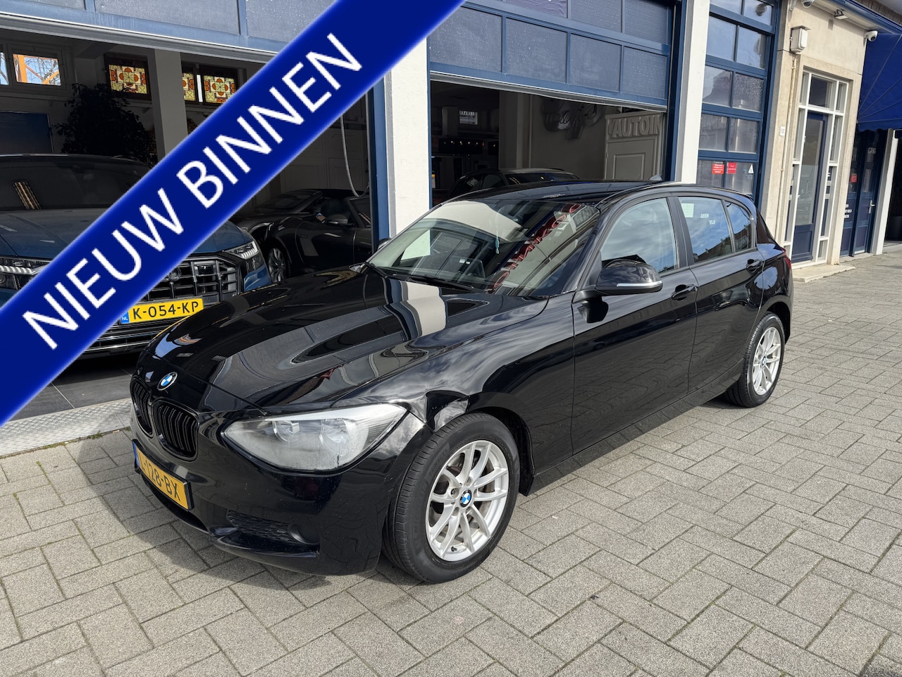 BMW 1-serie - 114i Business+ CARPLAY/PDC/NW APK - AutoWereld.nl