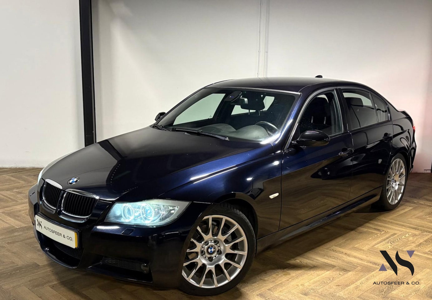 BMW 3-serie - 320si PDC NAVI' - AutoWereld.nl