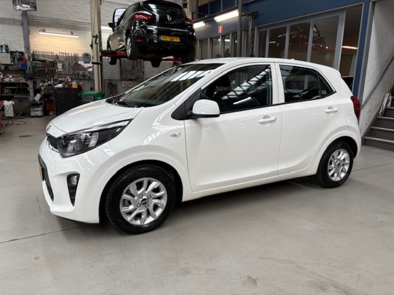 Kia Picanto - 1.0 CVVT 66PK 5D ComfortPlusLine Navigator | Apple carplay / Android auto | Navigatie | Ca - AutoWereld.nl