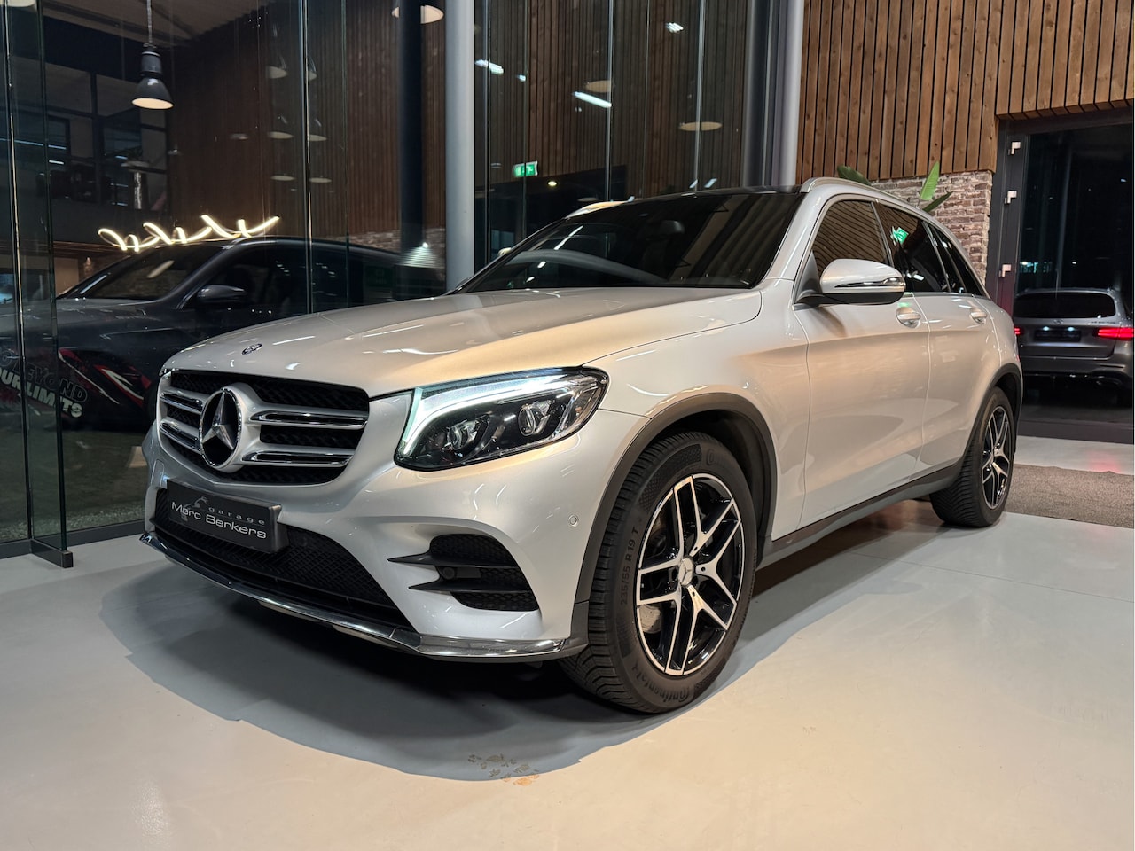 Mercedes-Benz GLC-klasse - 250 d 4MATIC Prestige Pano, Trekh, Camera, Voorst. elekt. - AutoWereld.nl