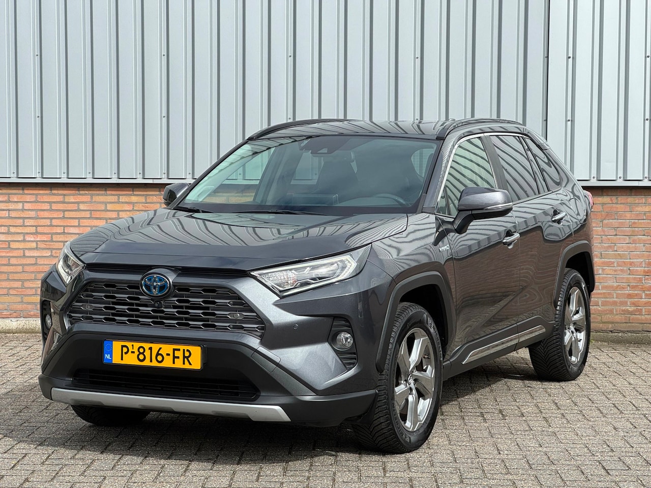Toyota RAV4 - 2.5 Hybrid Executive 360 Camera/ Leder/ Keyless - AutoWereld.nl
