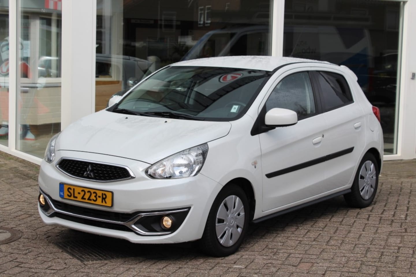 Mitsubishi Space Star - 1.2 Connect Pro 1.2 CONNECT PRO - AutoWereld.nl