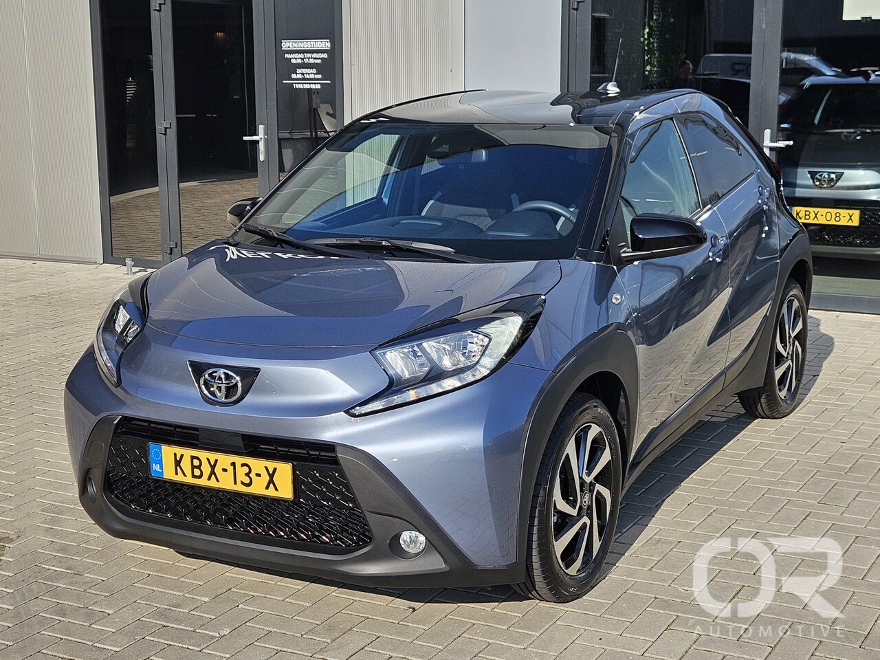 Toyota Aygo X - 1.0 VVT-i MT Pulse Two Tone Fabrieksgarantie - AutoWereld.nl