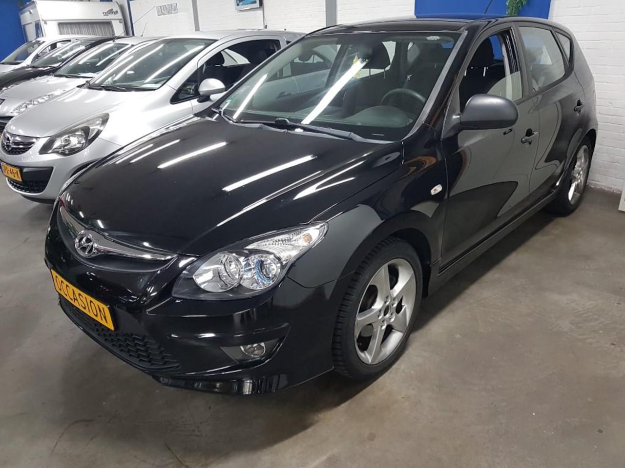 Hyundai i30 - 1400i 16V 5 DEURS AIRCO LM VELGEN - AutoWereld.nl