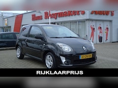 Renault Twingo - 1.2 Dynamique Airco, stuurbekrachtiging, centrale vergrendeling