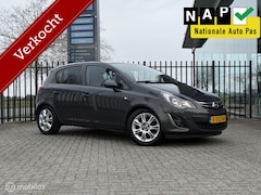 Opel Corsa - 1.4 | Navi | Bluetooth | Cruise | Lage kilometers