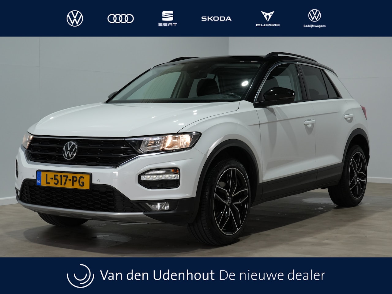 Volkswagen T-Roc - 1.0 TSI Style | Trekhaak | Navigatie | App-Connect | ACC | PDC 27 - AutoWereld.nl