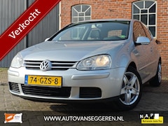 Volkswagen Golf - 1.9 TDI Trendline / Cruise / Clima