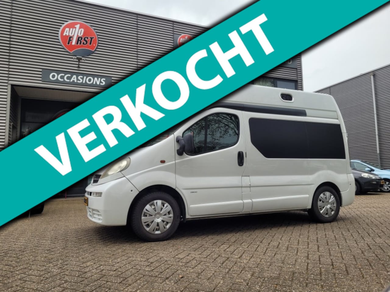 Opel Vivaro - 1.9 CDTI Camper|Trekhaak|Luifel| gasfornuis| 2 persoons bed| met uitrusting| zeer goed ond - AutoWereld.nl