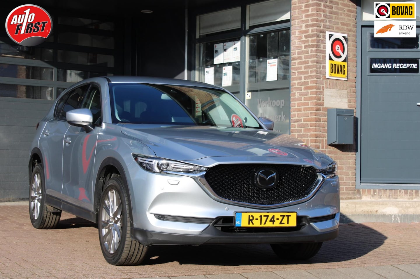 Mazda CX-5 - 2.0 SkyActiv-G 165 Signature / 360 / Trekhaak // Leer // Carplay // Camera - AutoWereld.nl