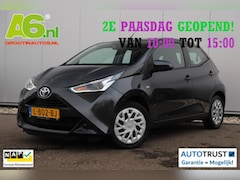 Toyota Aygo - 1.0 VVT-i x-play Automaat Carplay Android/Navigatie Achteruitrijcamera Airco LED