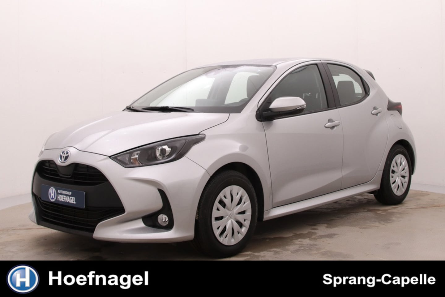 Toyota Yaris - 1.5 Hybrid Comfort | Camera | Adaptive Cruise | CarPlay | Stoelverwarming - AutoWereld.nl