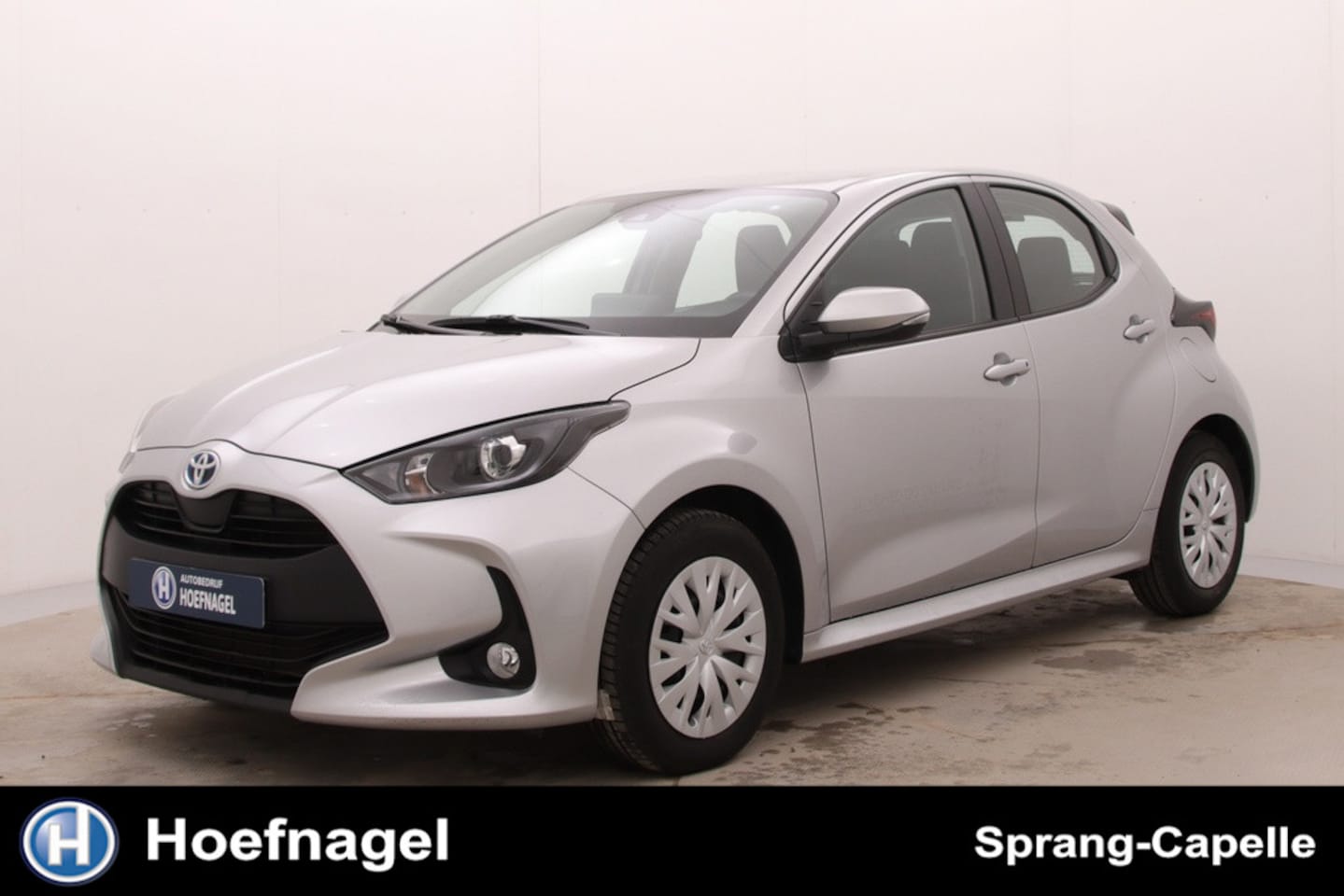 Toyota Yaris - 1.5 Hybrid Comfort | Camera | Adaptive Cruise | CarPlay | Stoelverwarming - AutoWereld.nl