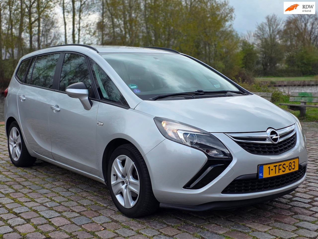 Opel Zafira Tourer - 1.4 Berlin 7personen cruis control cv op afs trekhaak - AutoWereld.nl