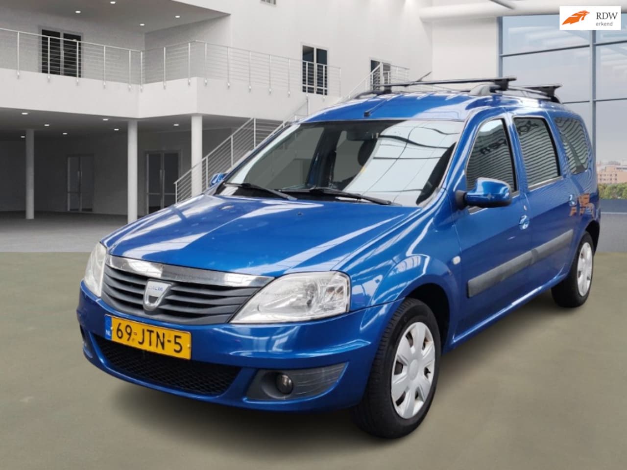 Dacia Logan MCV - 1.6-16V Lauréate 7p. AIRCO CRUISE 2 X SLEUTELS - AutoWereld.nl