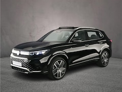 Volkswagen Tiguan - R-Line Edition 1.5 TSI eHybrid 272pk DSG Automaat Trekhaak, Panoramadak, Adaptive cruise c