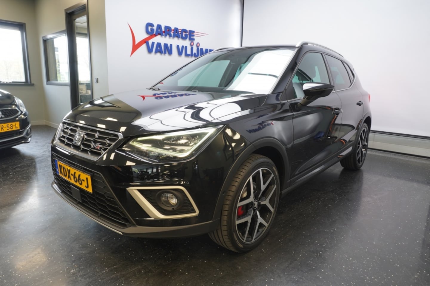 SEAT Arona - 1.5TSI 150PK EVO FR Camera Leder/Alcatara 18'' Carplay - AutoWereld.nl