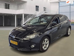 Ford Focus - 1.0 Titanium NAVI PSENSOR CRUISE TREKHAAK 3 X SLEUTELS