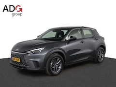 Lexus LBX - Elegant 2WD | Apple Carplay/Android Auto | Parkeersensoren | Stoel/Stuurverwarming | Parke