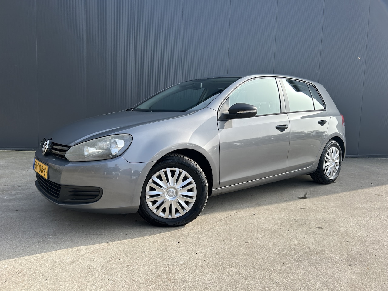 Volkswagen Golf - 1.2 TSI Trendline BlueMotion AIRCO - AutoWereld.nl