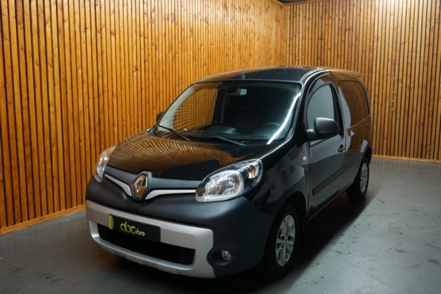 Renault Kangoo - 1.5 DCI 110PK ENERGY LUXE/ CLIMA/ NAVI - AutoWereld.nl