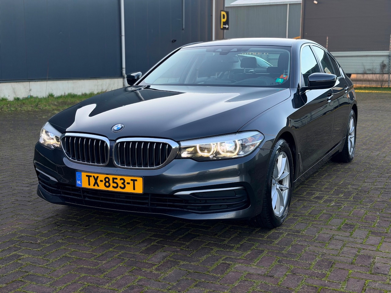 BMW 5-serie - 520d High Executive Xenon - AutoWereld.nl
