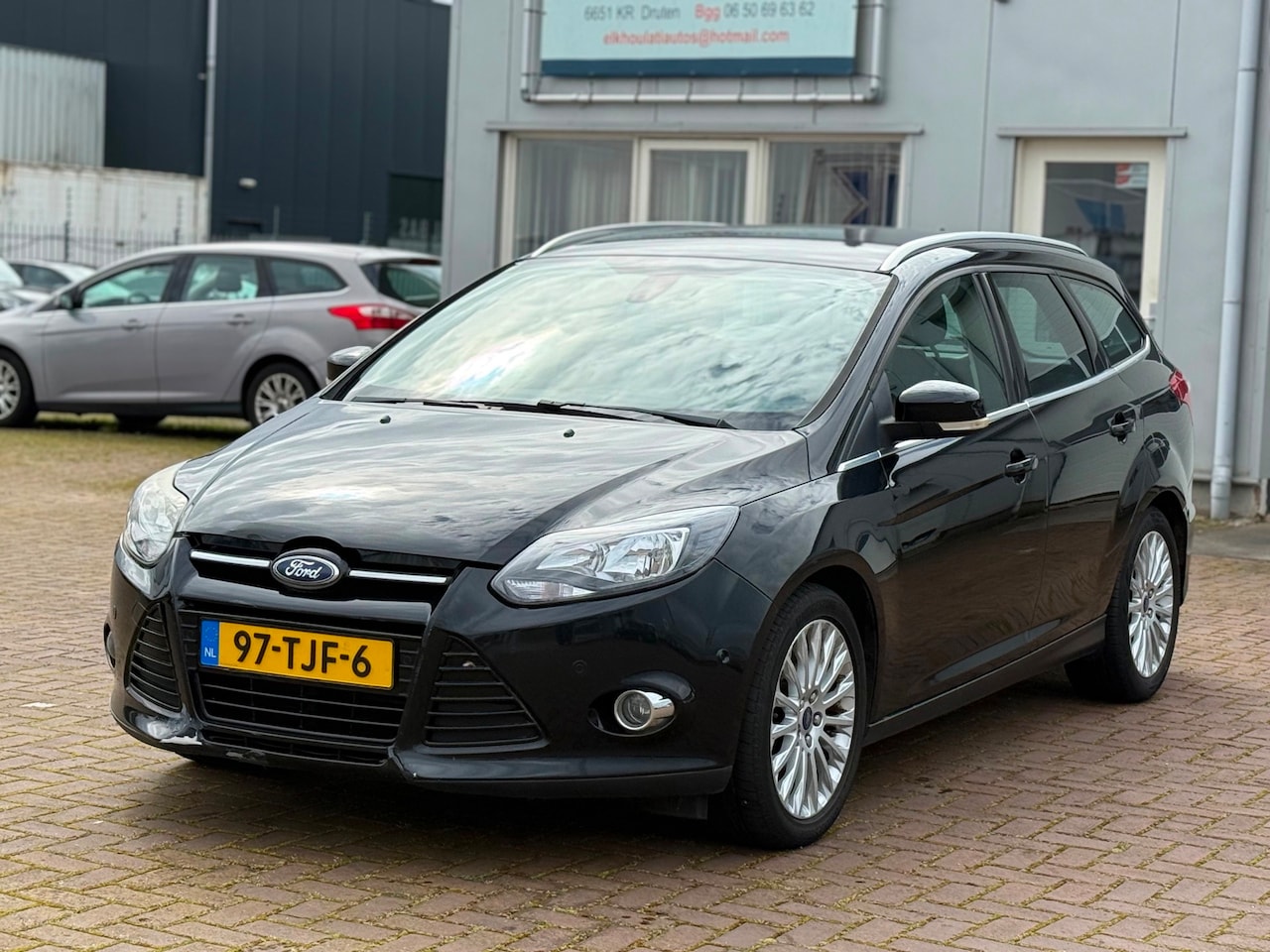 Ford Focus Wagon - 1.6 EcoBoost Lease Titanium Export - AutoWereld.nl