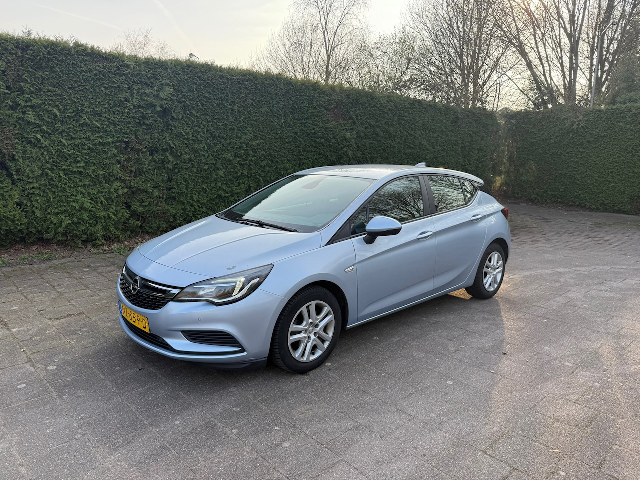 Opel Astra - 1.6 CDTI Online Edition 1.6 CDTI Online Edition - AutoWereld.nl