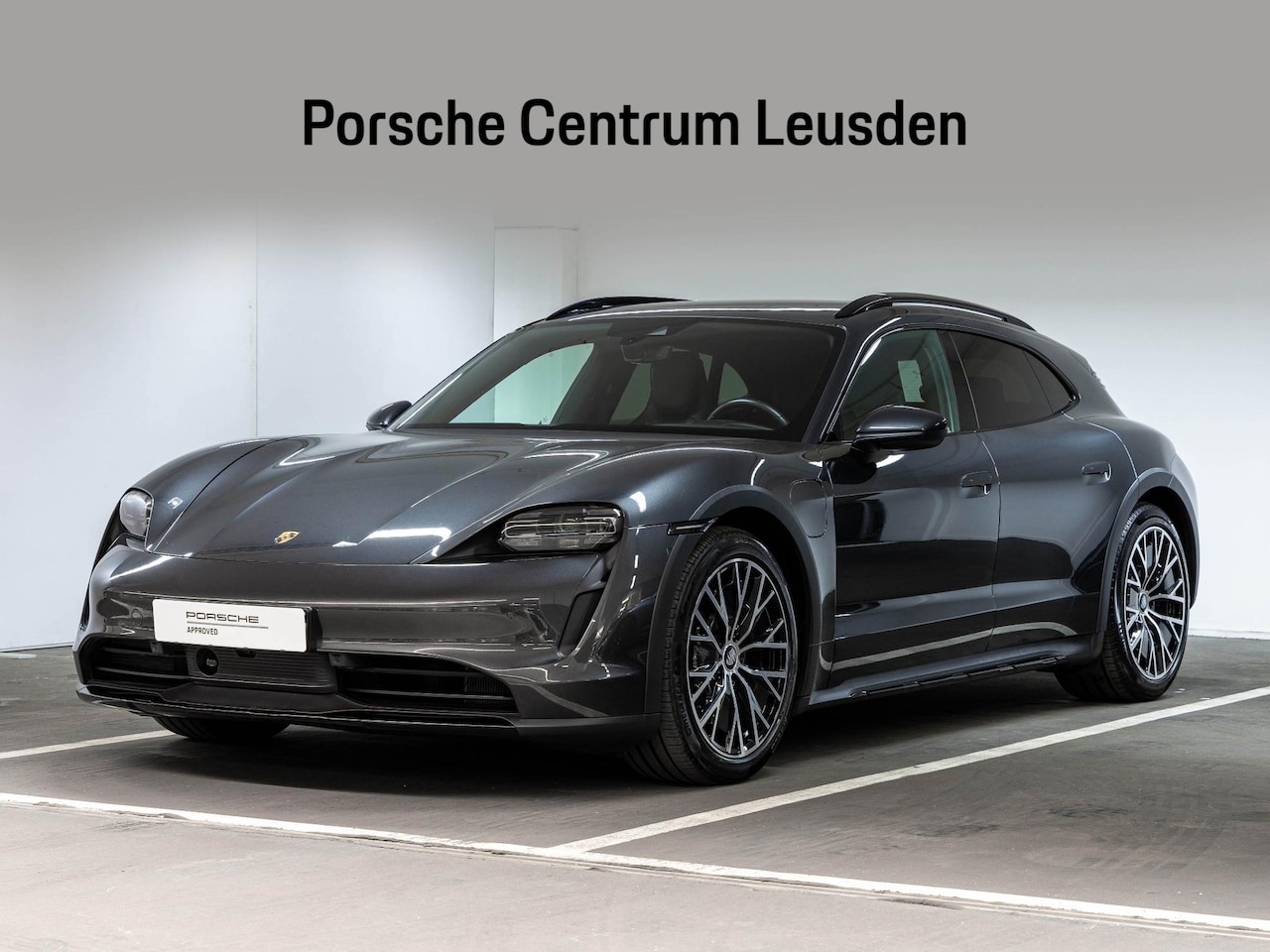 PORSCHE TAYCAN 4