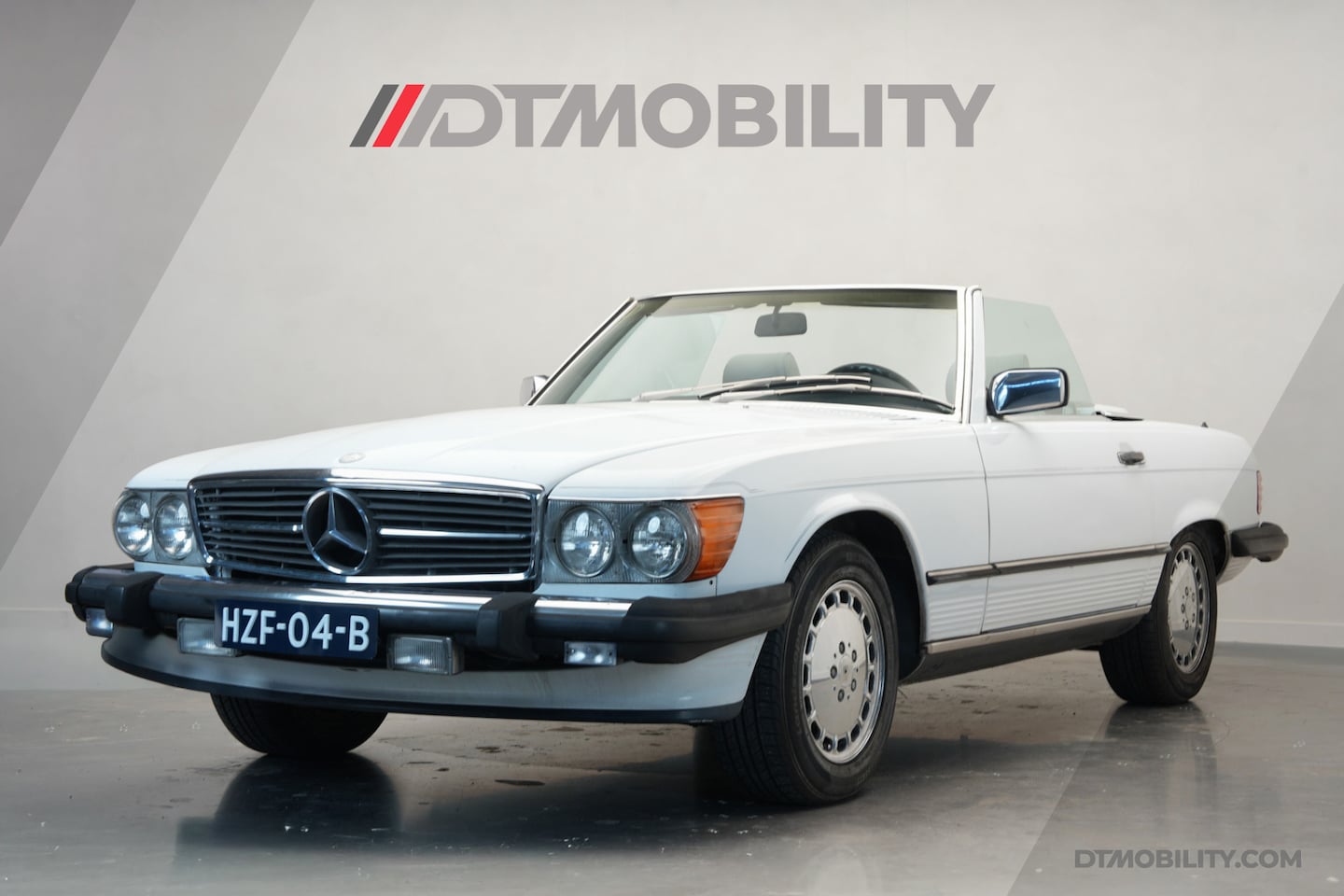Mercedes-Benz SL-klasse Cabrio - 560 | NL-Kenteken | Leder - AutoWereld.nl