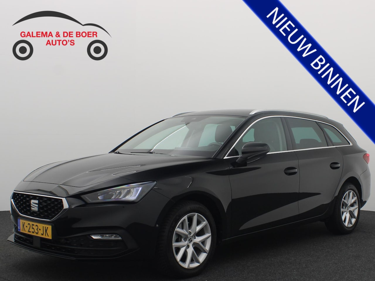 SEAT Leon Sportstourer - 1.5 TSI Style Launch Edition TREKHAAK / FULL LED / CARPLAY / NAVI / CAMERA / CLIMA / PDC / - AutoWereld.nl